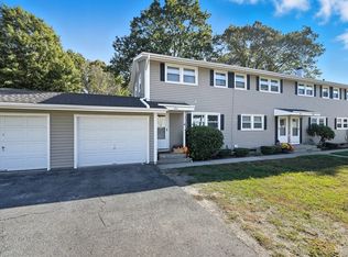 134 Woodbridge Rd, Chicopee, MA 01022