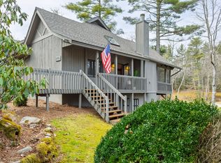 44 Fairway Villas Dr #250, Sapphire, NC 28774