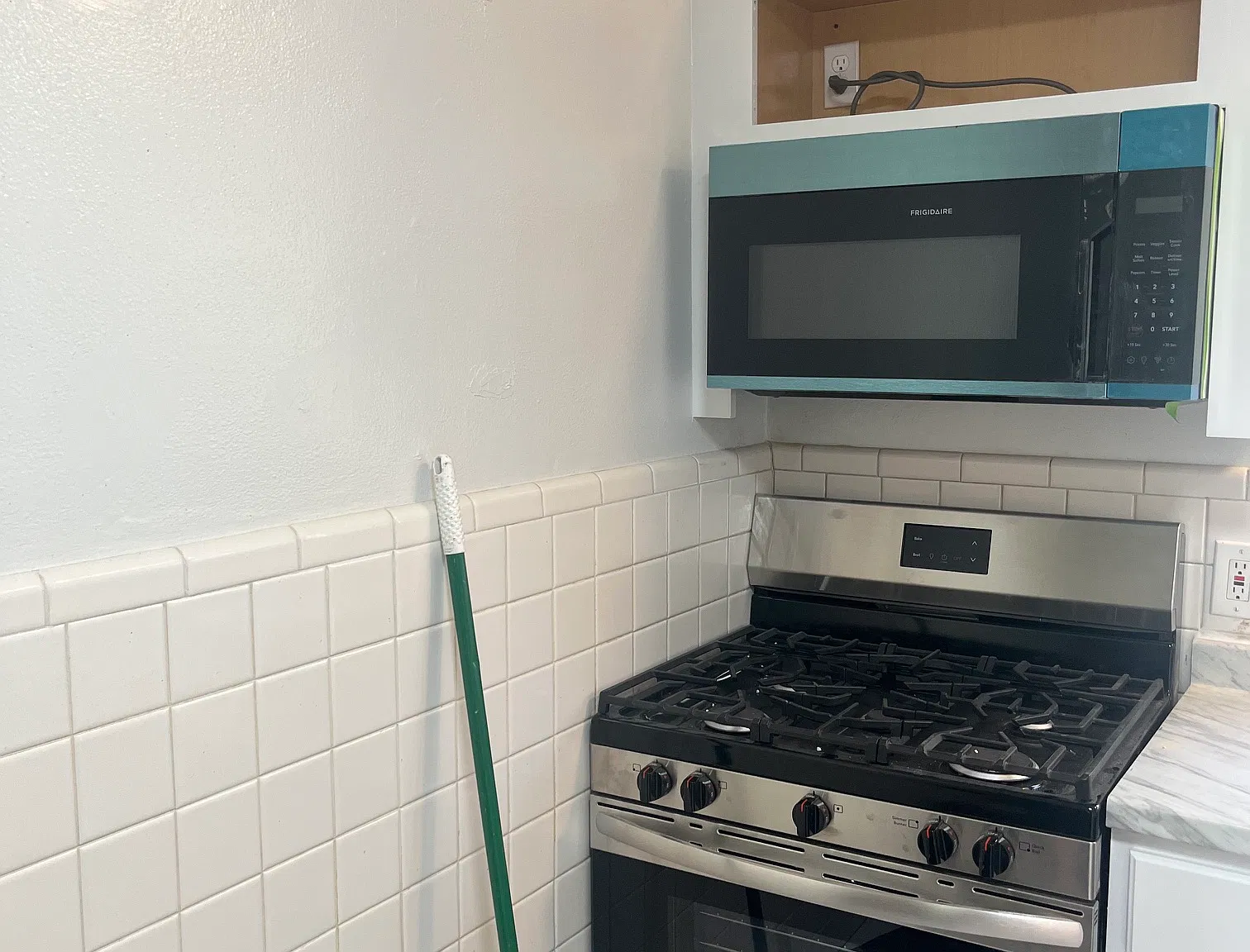 2 bed, 800 sqft, $1,395 — Photo 4