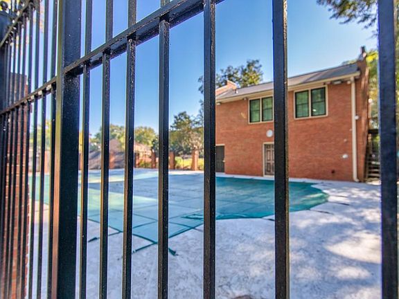 4th image of 4100 Ashford Green Dr