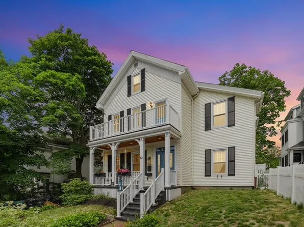 34 Laurel St, Somerville, MA 02143