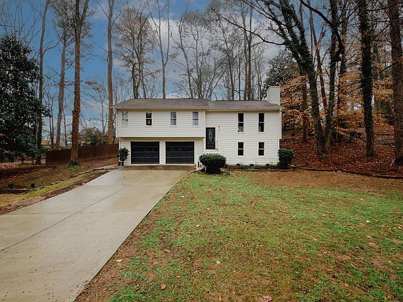2nd image of 1424 Shadowbrook Dr #28827F201