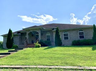 2340 Bearden Rd, Clarksville, TN 37043