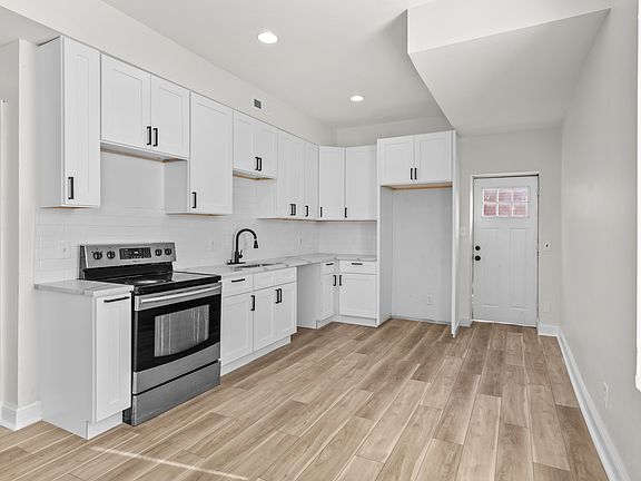 2nd image of 3258 Ohio Ave #2F