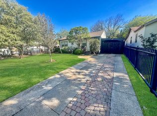 2212 Barlow Ave, Dallas, TX 75224