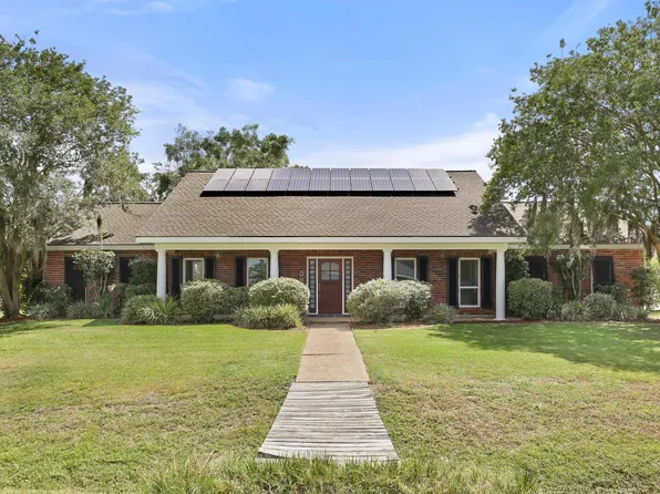 1 Michael Dr, Luling, LA 70070