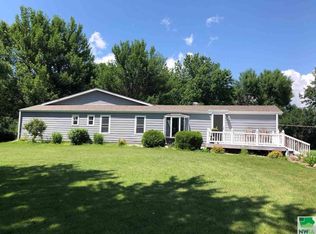5078 Kingbird Ave, Alton, IA 51003
