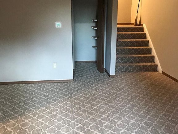 5th image of 185 N Main St APT C