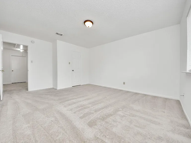 15534 Weldon Dr — Photo 31