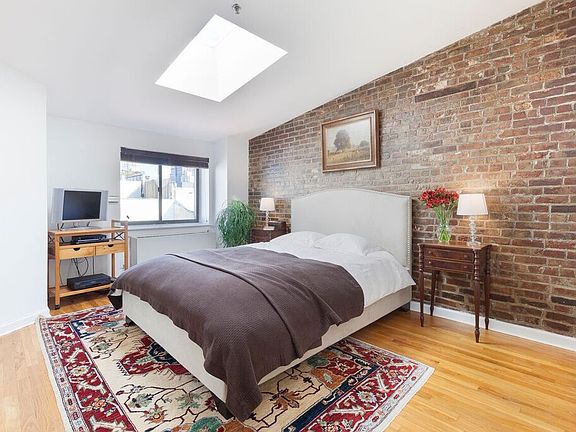 5th image of 124 Atlantic Ave #P3c