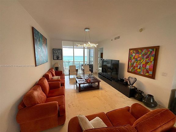 4th image of 15901 Collins Ave APT 504