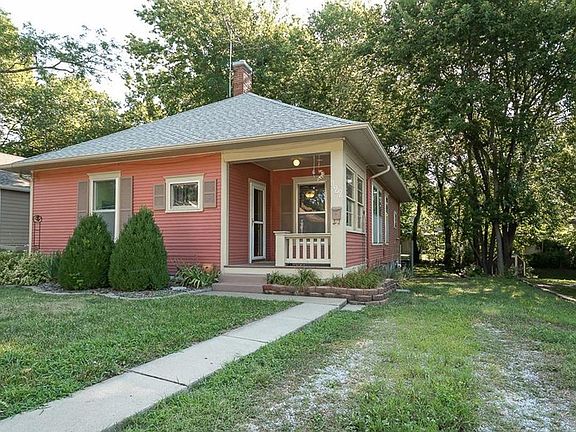 2nd image of 422 Mississippi St