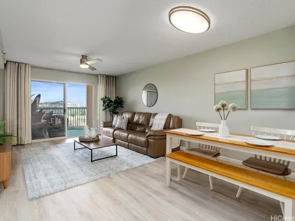 3075 Ala Poha Pl APT 808, Honolulu, HI 96818