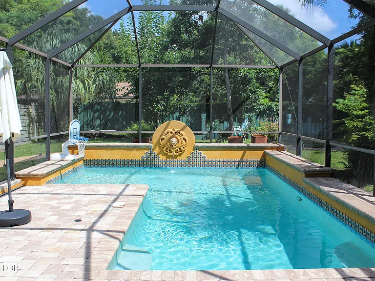 100 Peterson Ct — Photo 13