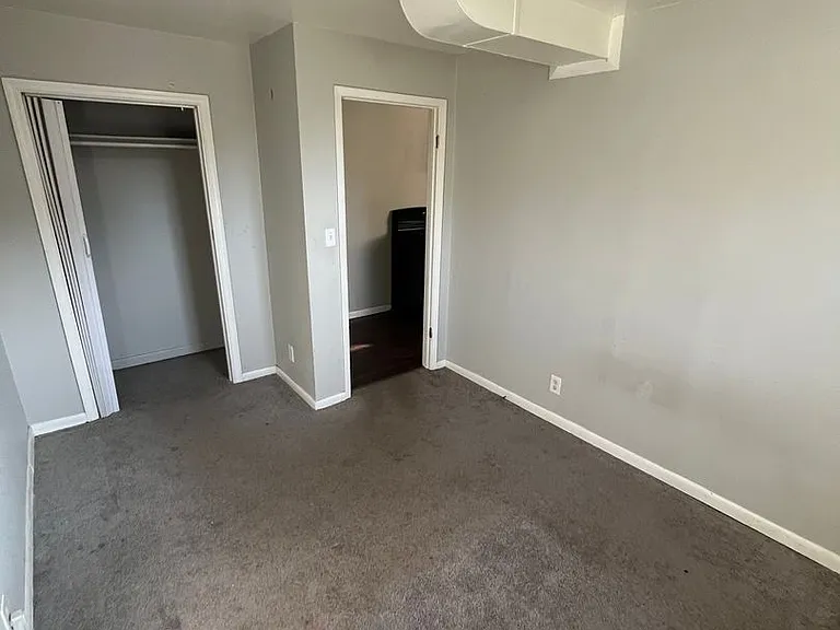 4801 Madison Rd — Photo 8