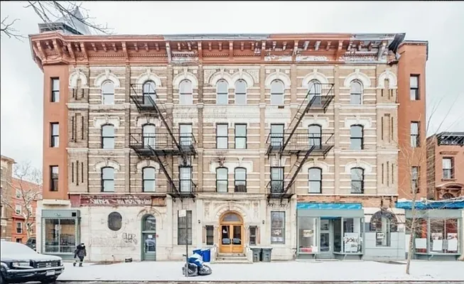 Rented by Brick&Mortar | media 25