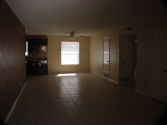 3rd image of 8912 Leo St #Ab