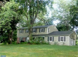 5 Hidden Ln, Doylestown, PA 18901