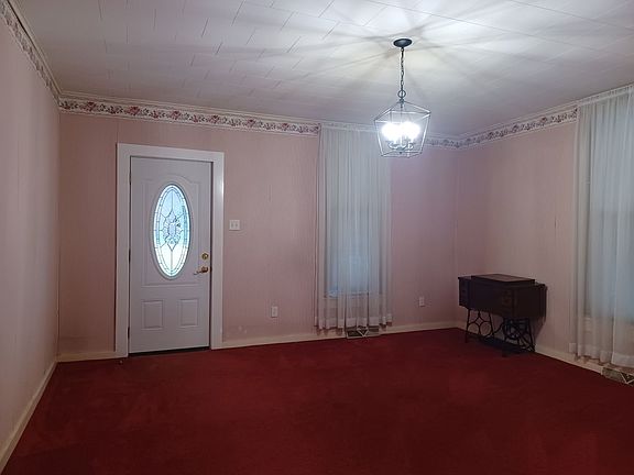 3rd image of 304 S Powell St