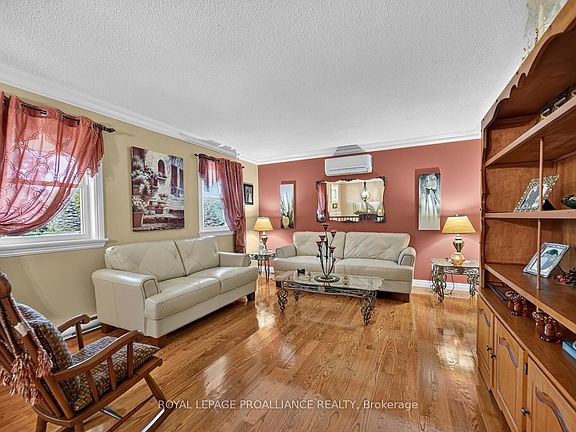 5th image of 4709 Corbett St