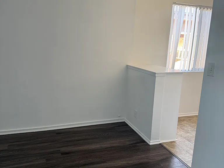 SEP-BUR APARTMENTS — Photo 27