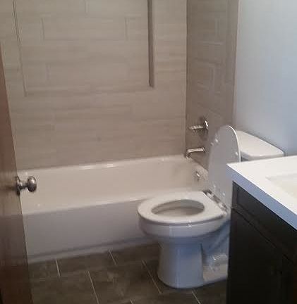 3rd image of 1030 Missouri Ave