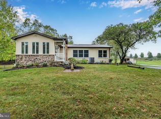 1965 Potts Hill Rd, Etters, PA 17319