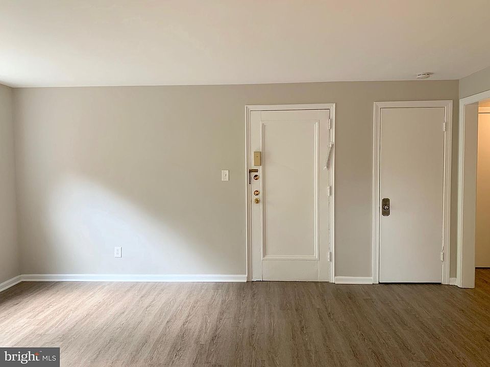 1st image of 5007 10th St S APT 4