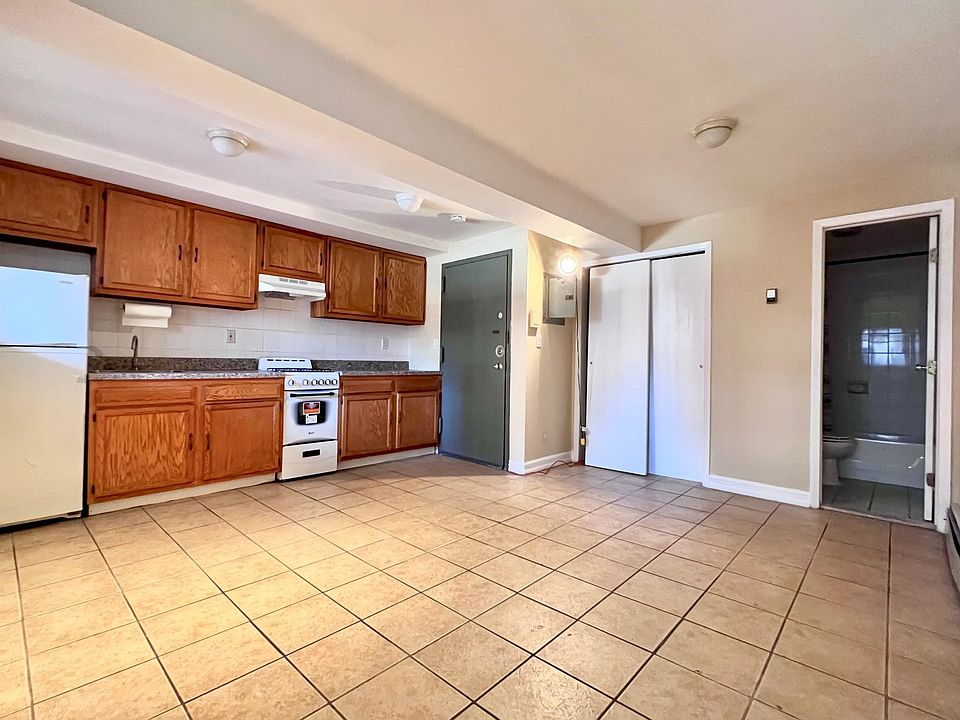 1st image of 31-79 30th St #1
