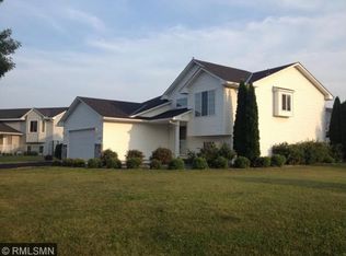 1137 Atwood Ct, Shakopee, MN 55379