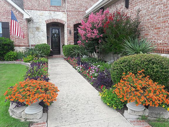 4th image of 5921 Woodbridge Pkwy