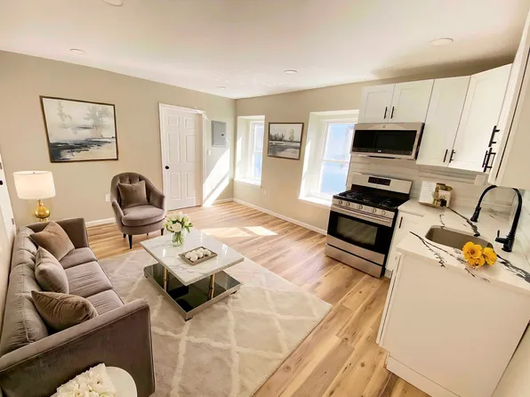 1426 W Rockland St, Philadelphia, PA