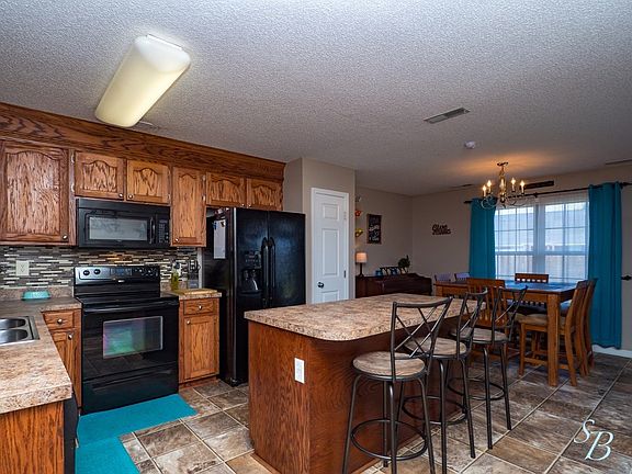 3rd image of 655 Ginhouse Dr