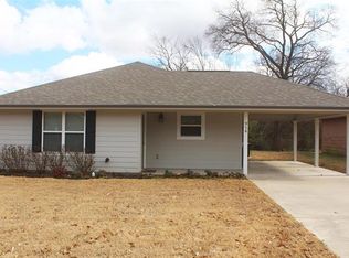 914 Jackson St N, Sulphur Springs, TX 75482