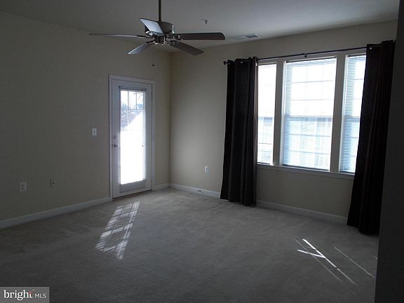 5th image of 22641 Blue Elder Ter Unit 204