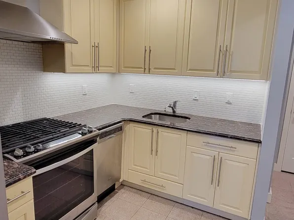 23-31 31st Drive image 3 of 16