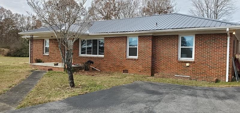 1st image of 2108 New Tullahoma Hwy