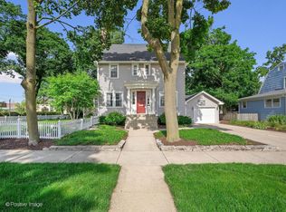 304 N Scott St, Wheaton, IL 60187