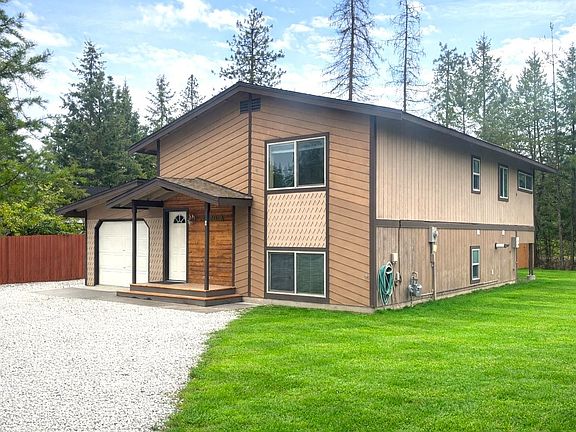 3rd image of 4020A Maple St