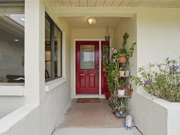 4581 Chippendale DR, NAPLES, FL 34112