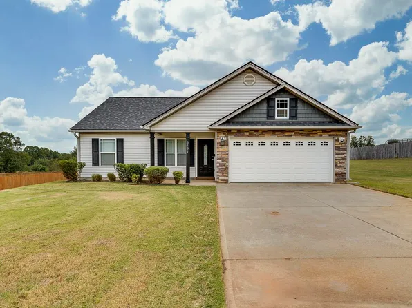 3131 Rainbow Lake Rd, Inman, SC 29349