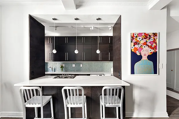 Sold by Compass | media 10