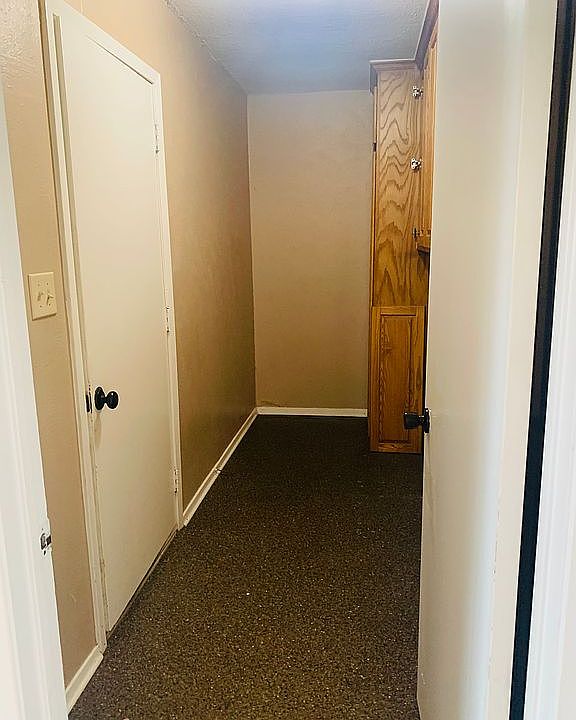 1st image of 607 E Wilbarger St