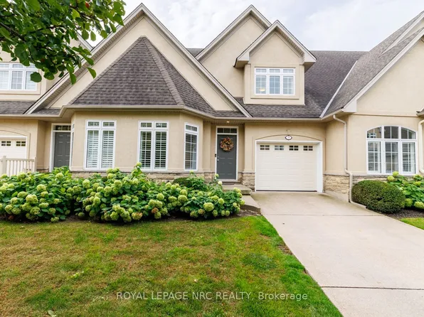 8142 Costabile Dr #9, Niagara Falls, ON L2H 3M3