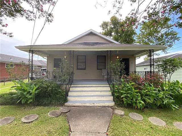 1 bed, 1.0 bath, 800 sqft, $1,500 — Photo 2