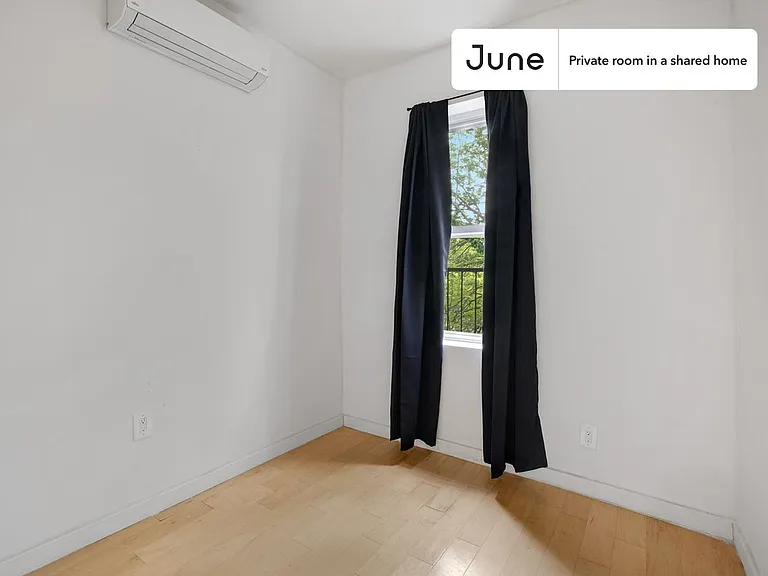 252 Madison St #3D — Photo 2