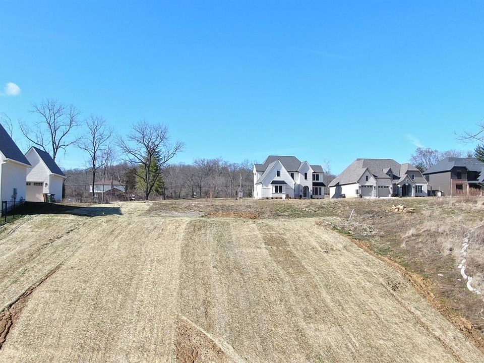 2nd image of 6947 Shadow Ridge Rd