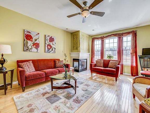 Faces the 17th hole of golf 