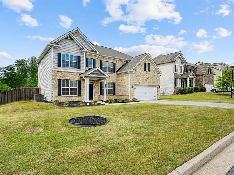 7910 Bristol Valley Dr — Photo 3