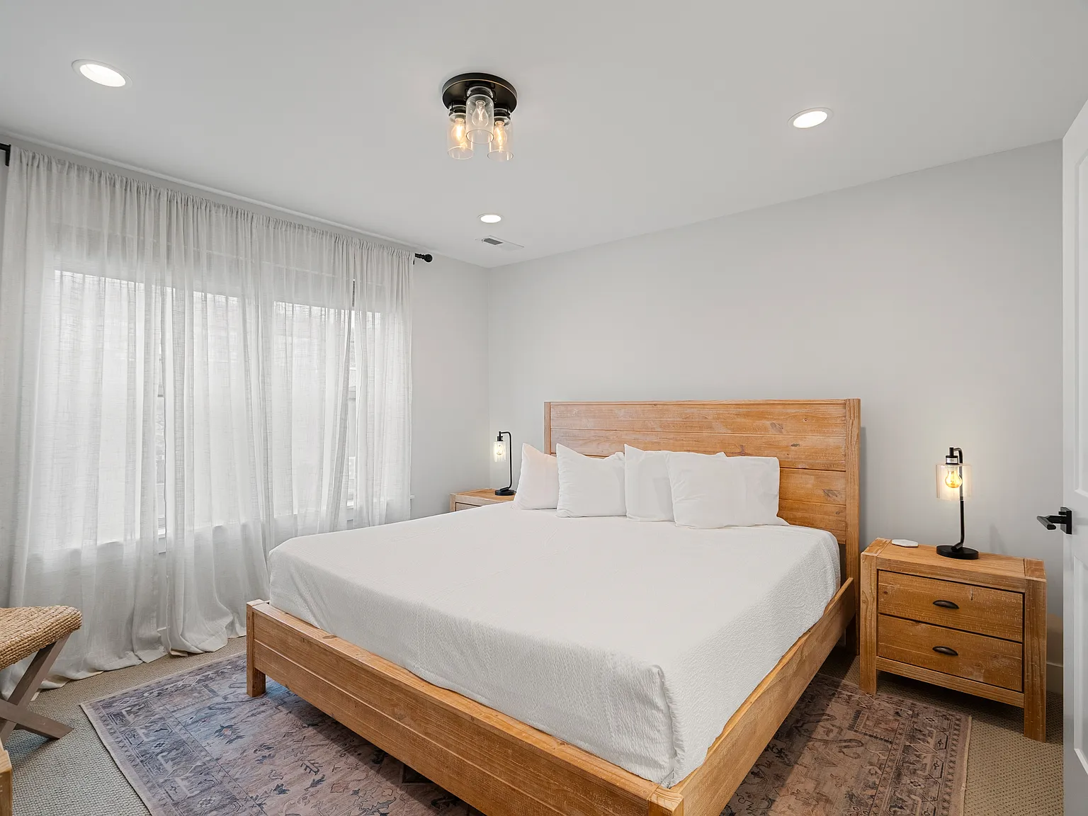 4 bed, 1803 sqft, $3,750 — Photo 3
